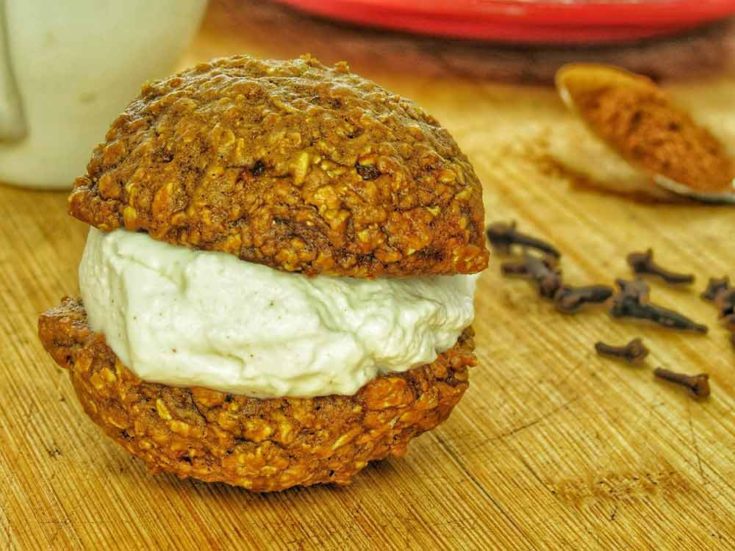 Pumpkin Spice Oatmeal Cream Pies