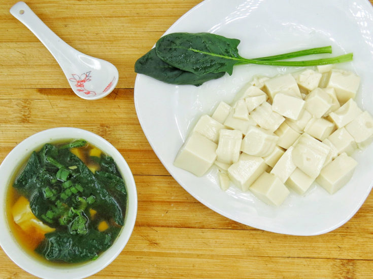 Tofu and Spinach Soup